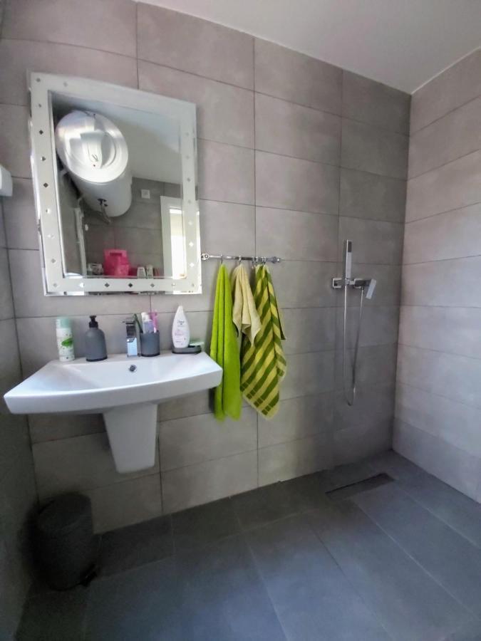 Apartmani Nevena Divcibare Exterior photo